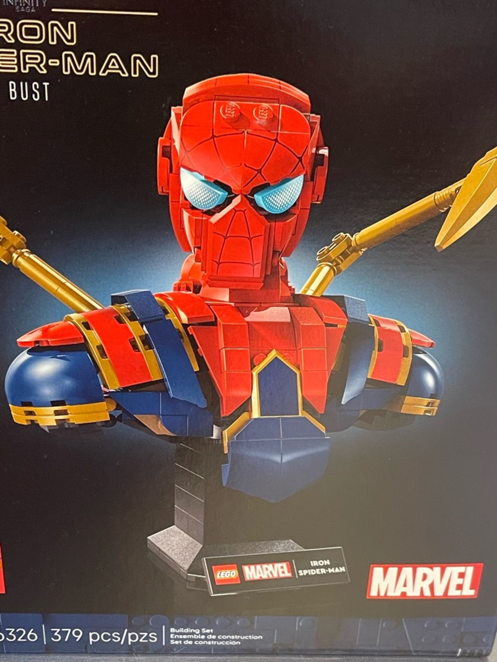 LEGO Marvel Iron Spider-Man Bust in Red /Gold Collectible 76326 379Pcs 18+ NIP - Picture 2 of 10